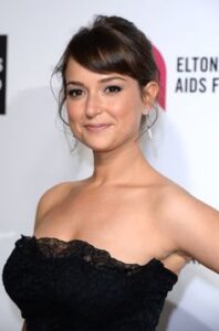 Check out Milana Vayntrub aka 'Lily the AT&T Girl' & Her Sexiest Pics